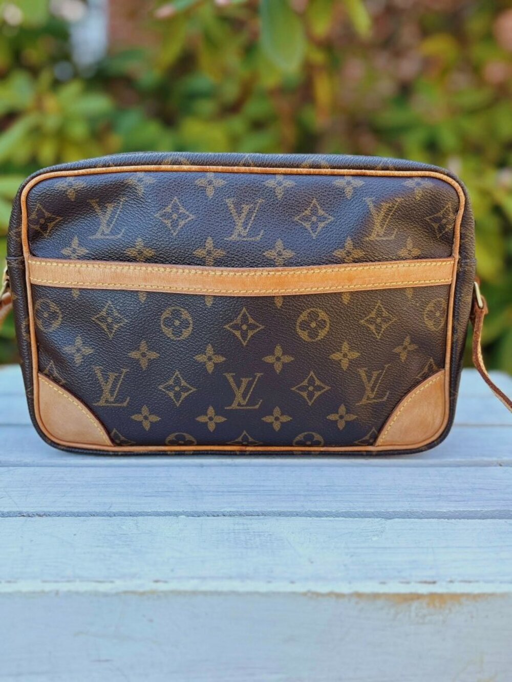 Louis Vuitton Monogram Trocadero 27 Crossbody